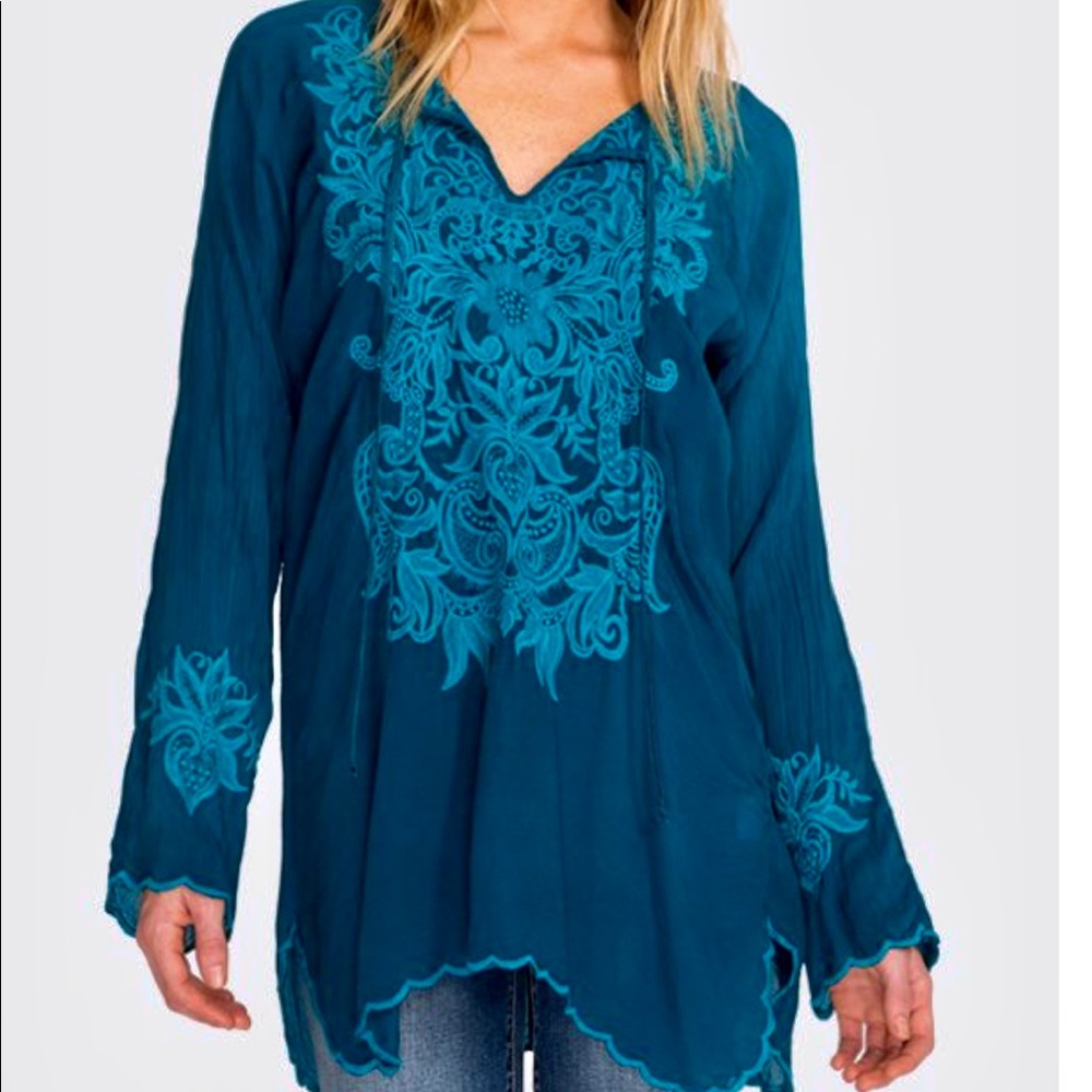 Johnny was Tania tunic size large new midnigh blue
